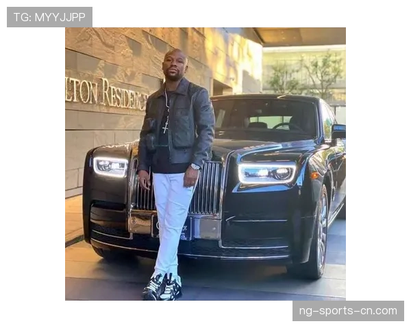 梅威瑟手腕上的钻戒亮瞎眼，拳台上稳如老干部，私下生活像豪宅开趴体