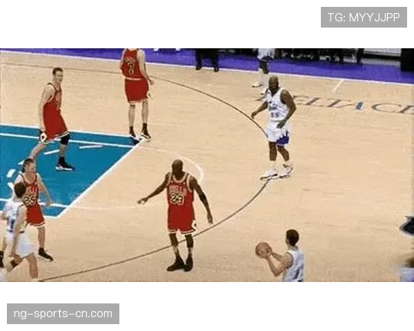 斯托克顿精准组织助攻超传球对手，提升球队关键回合效率